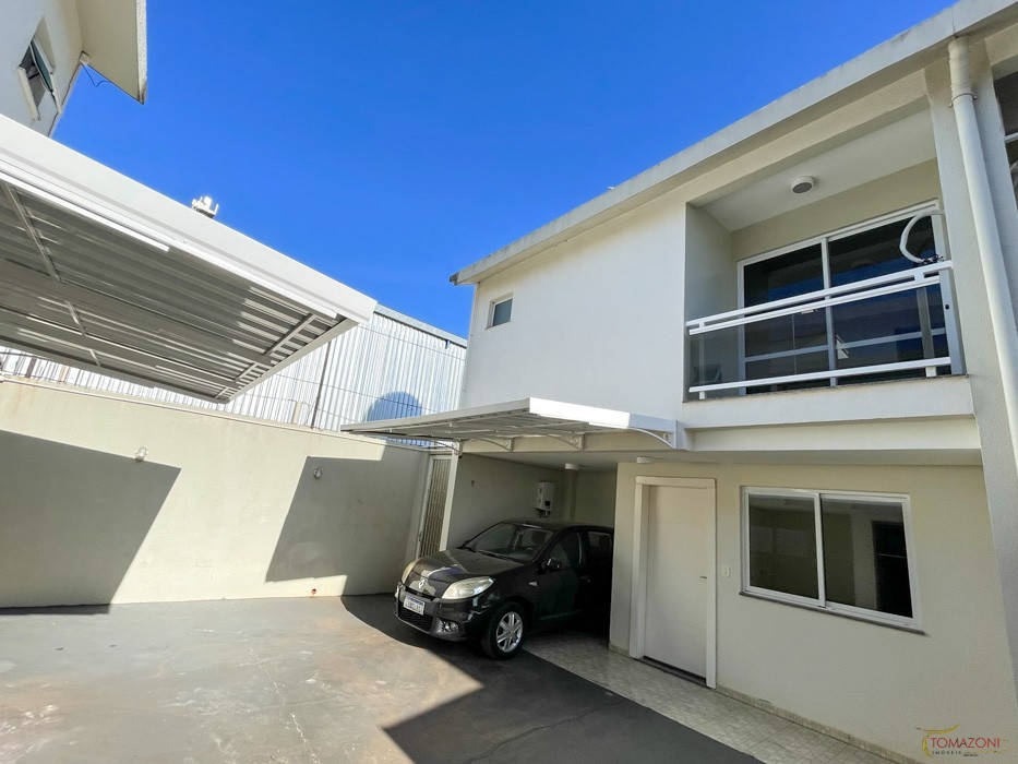 Sobrado (duplex) em condomínio para locação em Frederico Westphalen/RS.
